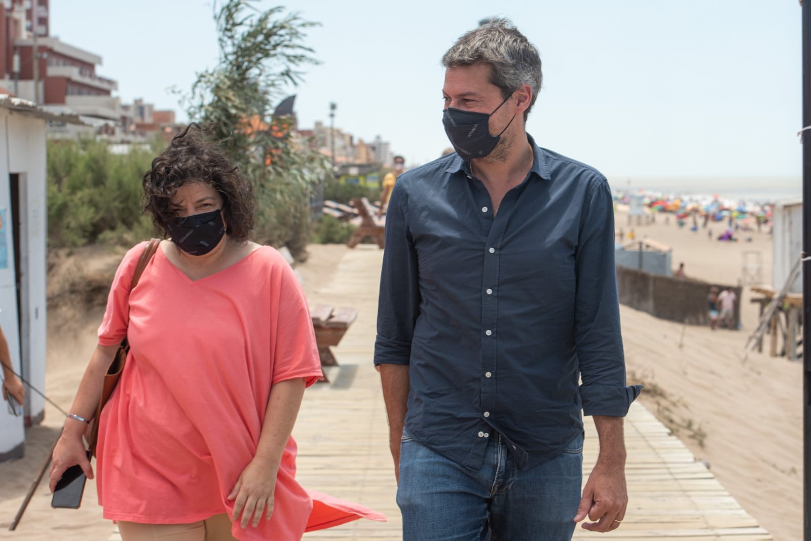 Lammens y Vizzotti recorrieron centros de testeo y vacunatorios en la Costa Atlántica