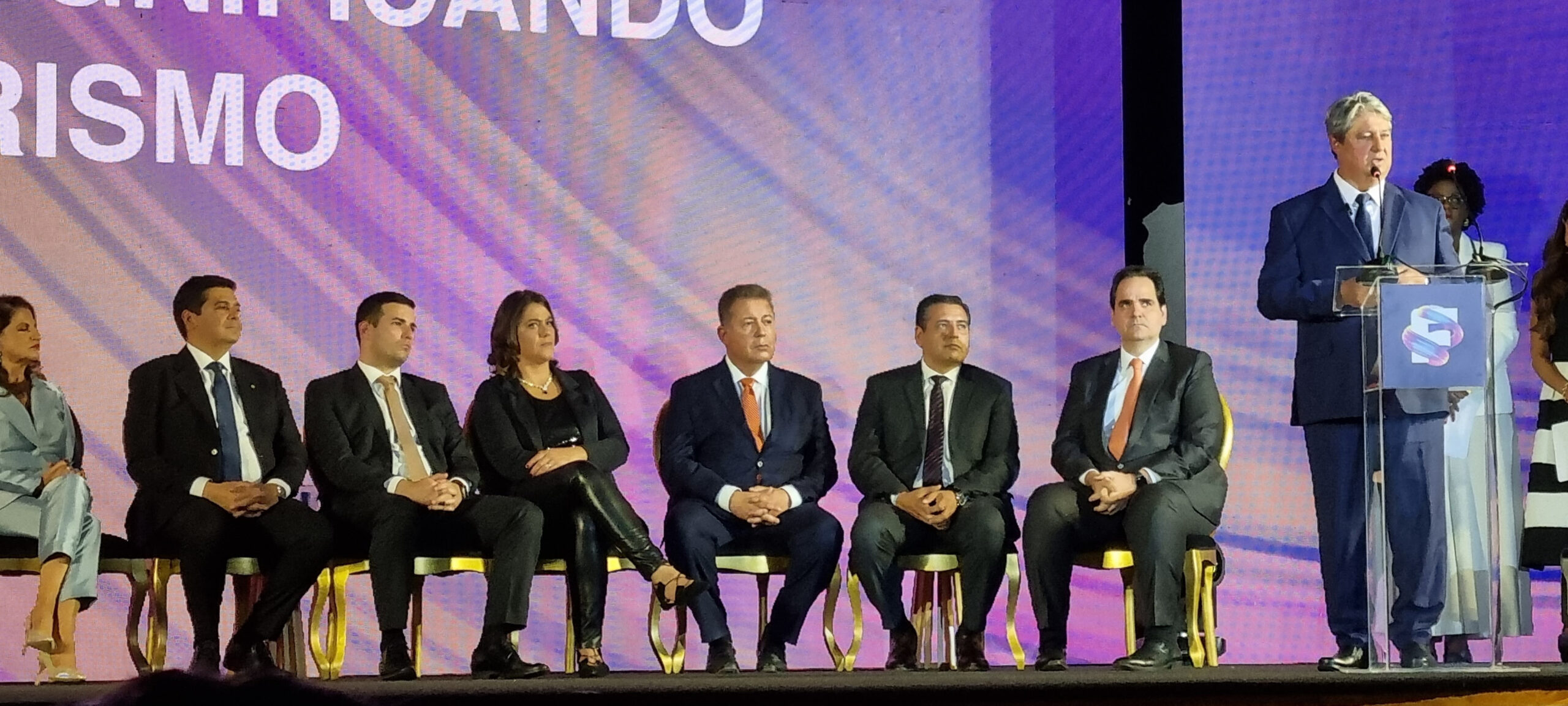 ARGENTINA EN EL ACTO PROTOCOLAR DE APERTURA DE FESTURIS GRAMADO