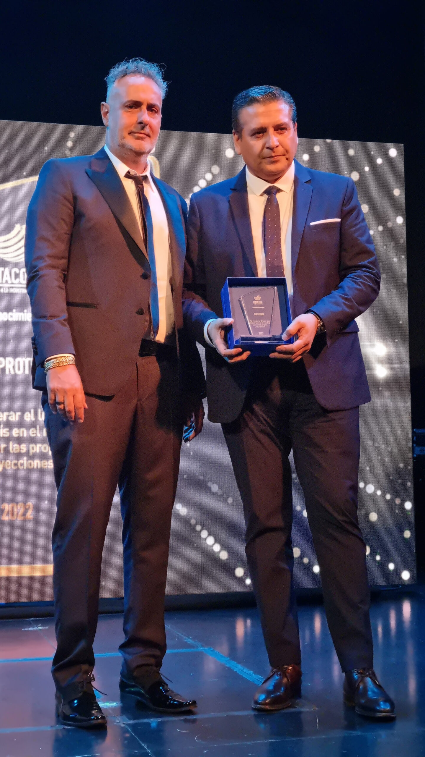 SE ENTREGARON LOS PREMIOS BITÁCORA Y EL INPROTUR RECIBIÓ UN RECONOCIMIENTO