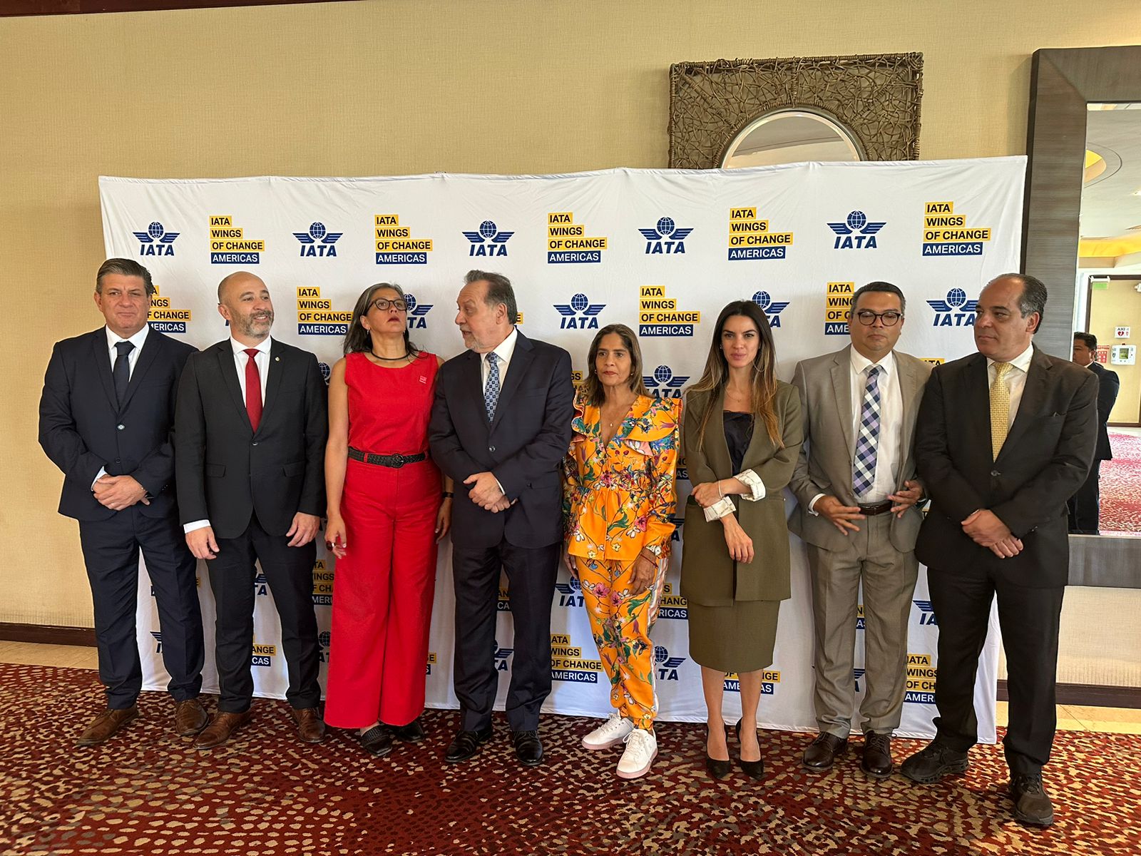Yanina Martínez mantuvo encuentros bilaterales con ejecutivos de aerolíneas