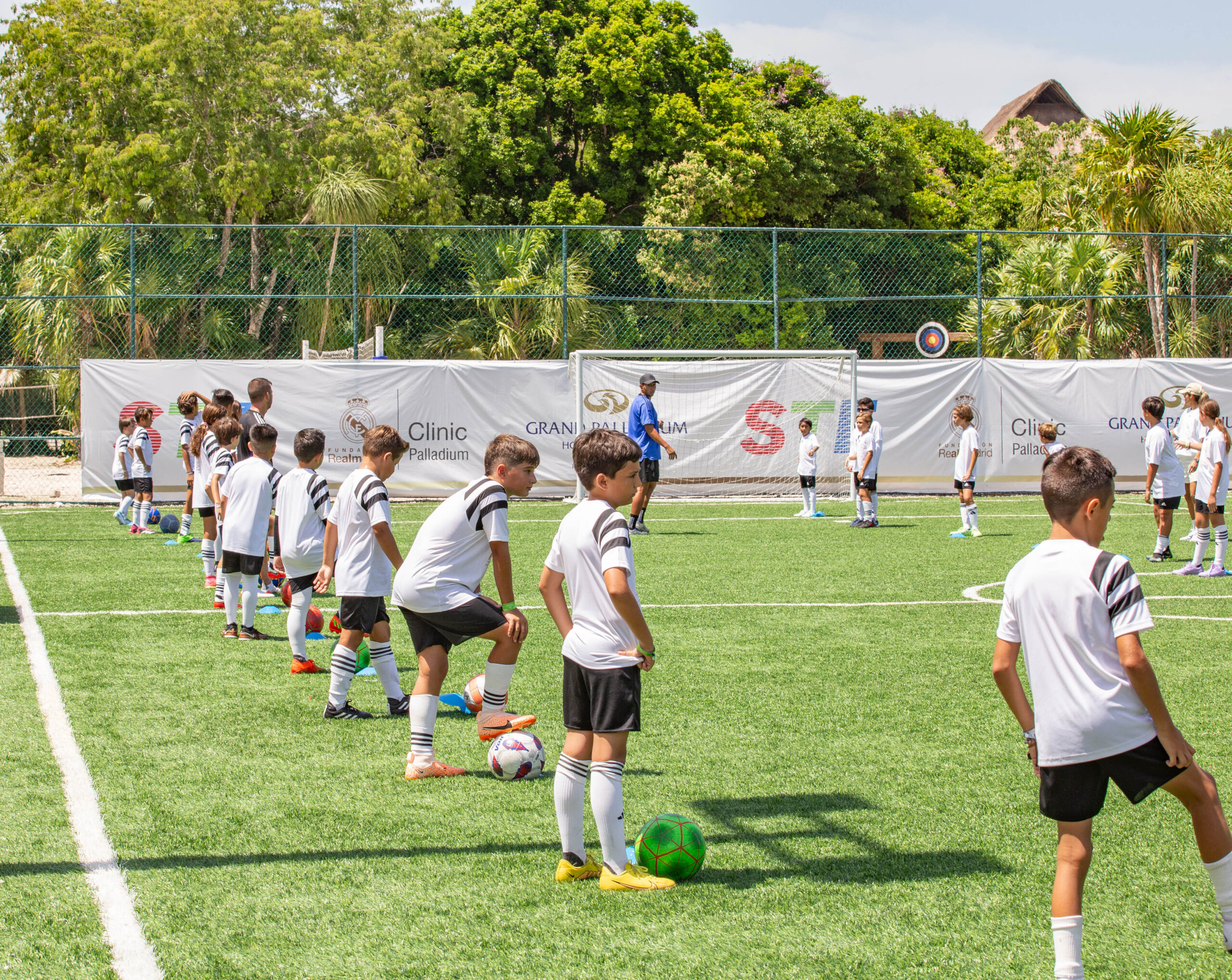 PALLADIUM HOTEL GROUP SE ALÍA CON FUNDACIÓN REAL MADRID PARA LAS VACACIONES DE INVIERNO 2024