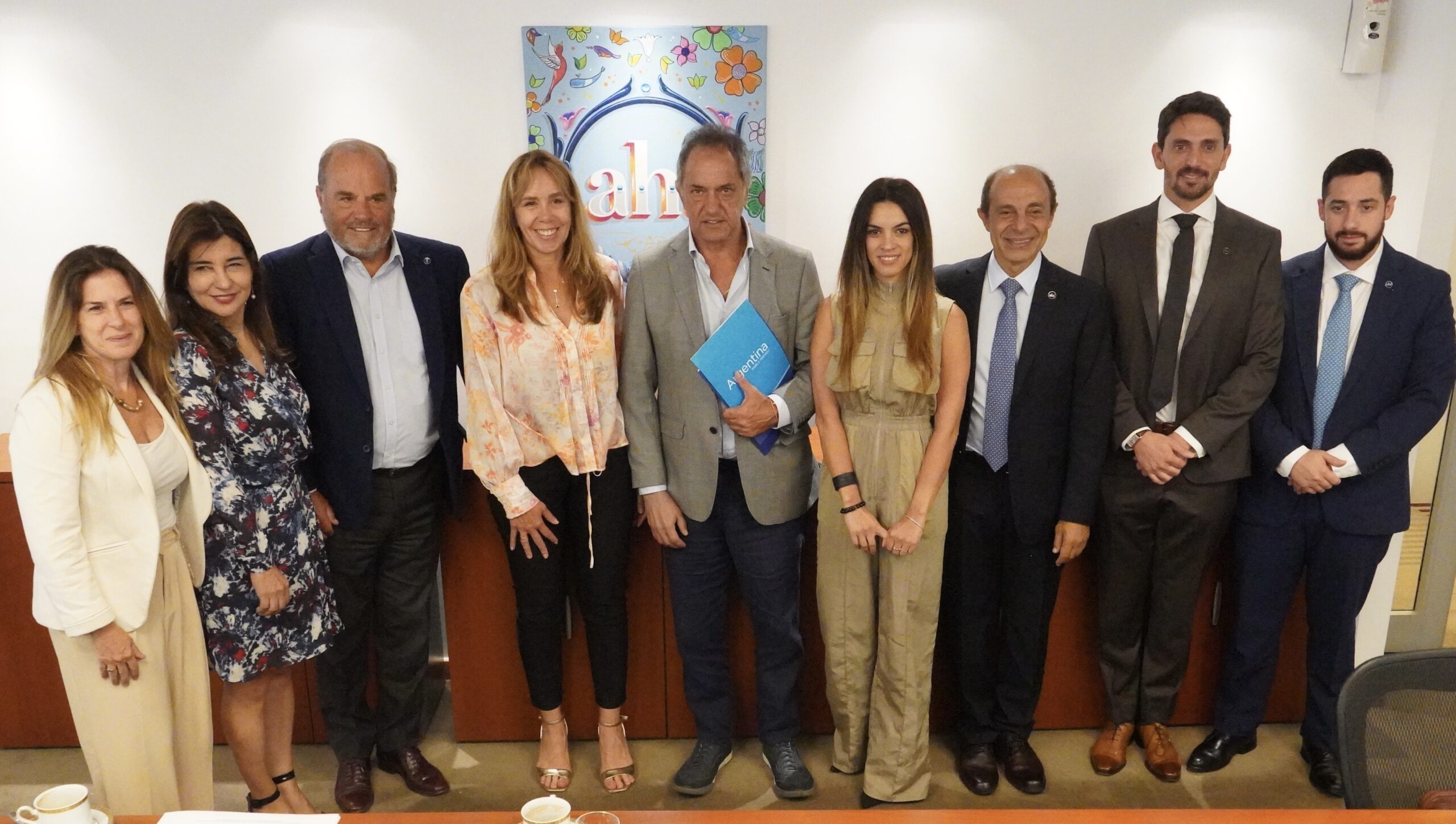 Scioli se reunió con la AHT para conversar sobre el presente y las necesidades del sector turístico