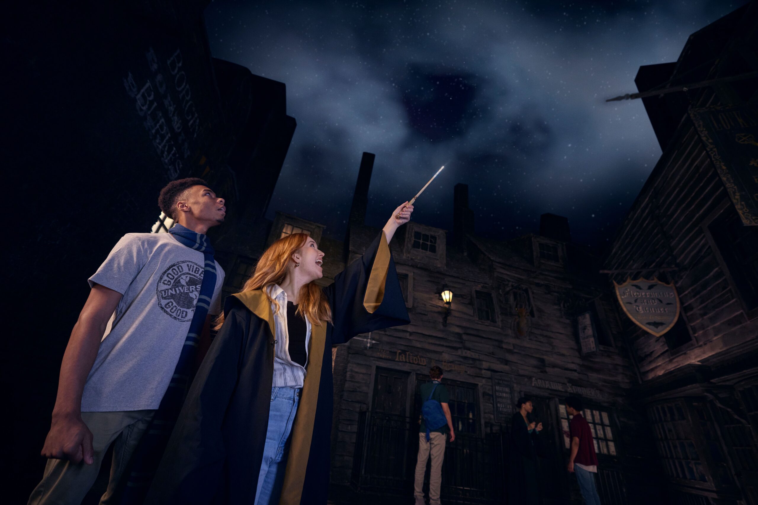 VARITAS INTERACTIVAS DE ÚLTIMA GENERACIÓN Y HECHIZOS ACTUALIZADOS LLEGAN A UNIVERSAL ORLANDO RESORT EN MARZO