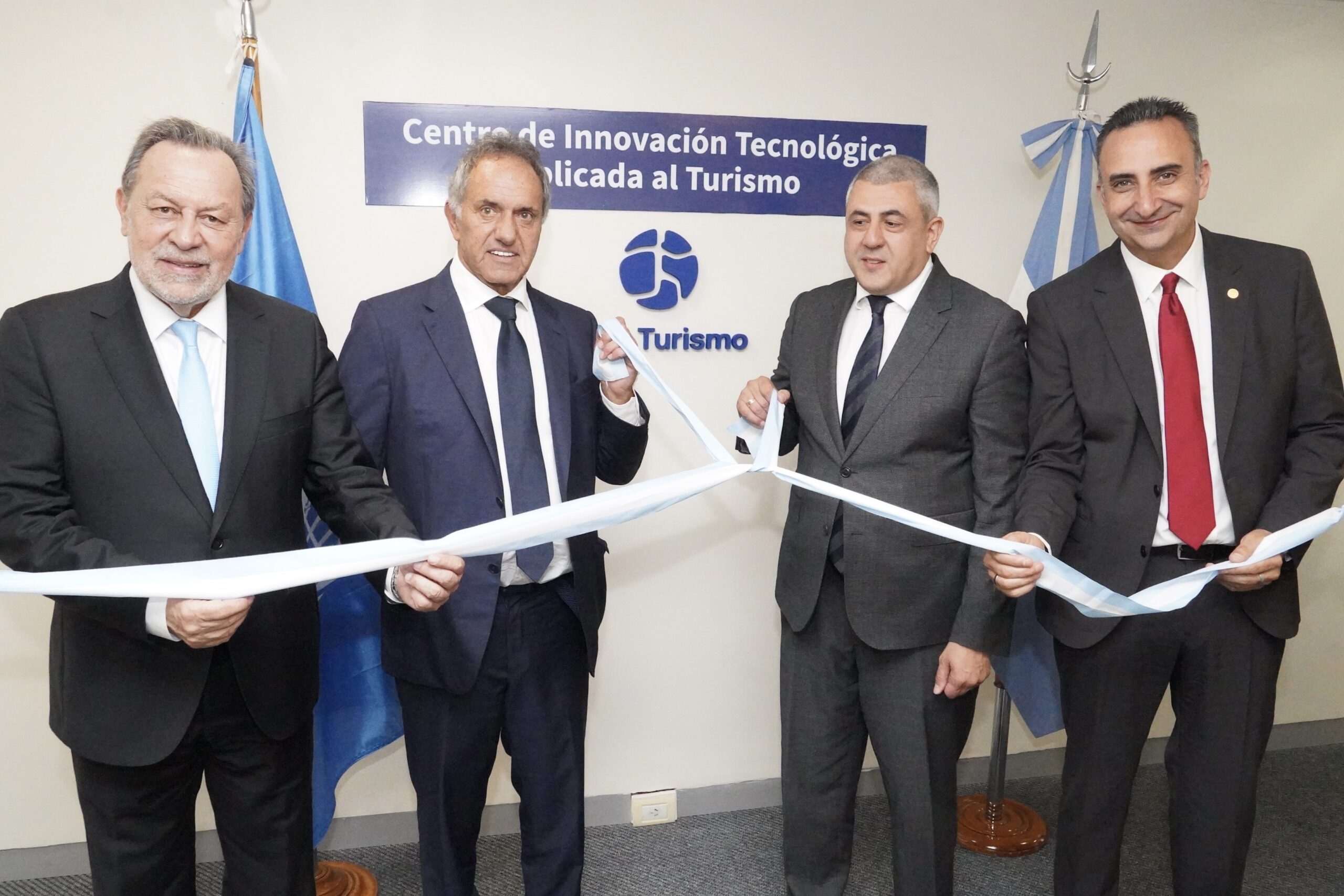 Scioli presentó el nuevo Centro de Innovación Tecnológica junto al secretario general de ONU Turismo