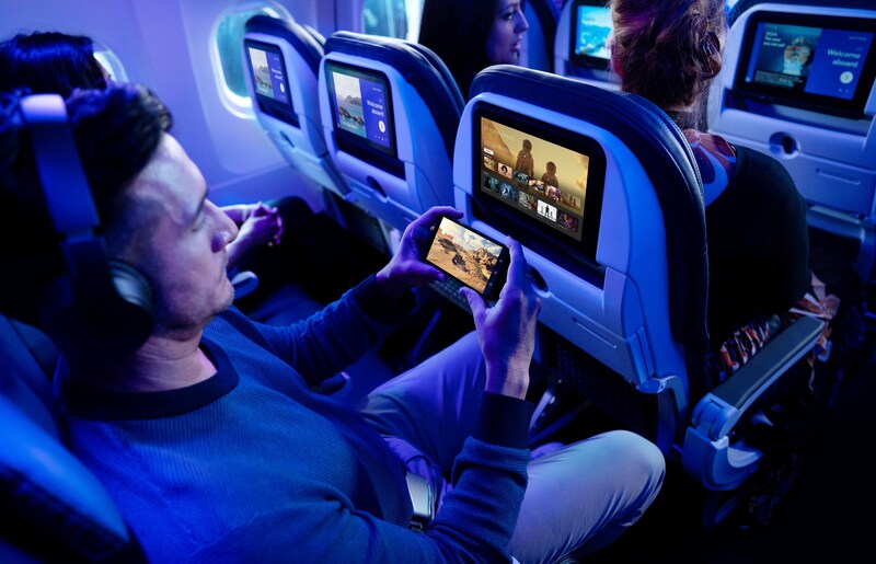 United Programa el Despegue del Primer Vuelo de Línea Principal Equipado con Starlink