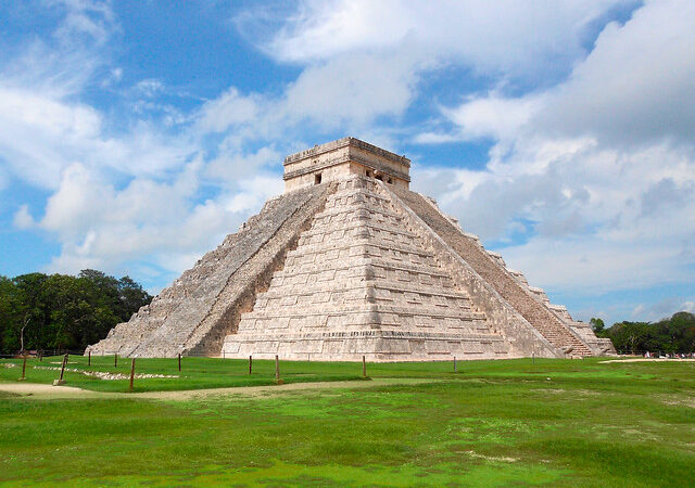 Tres lugares para conocer la cultura maya en su máximo esplendor