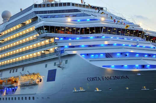 “Viajes y beneficios”, la nueva campaña de Costa Club, el programa de fidelización de Costa Cruceros