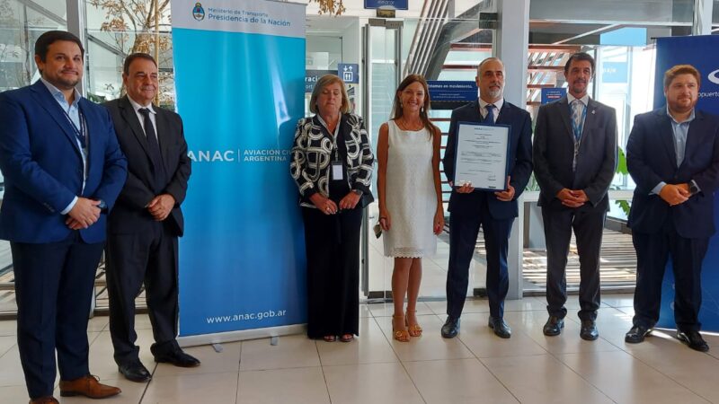 El Aeropuerto de Tucumán recibe certificación internacional