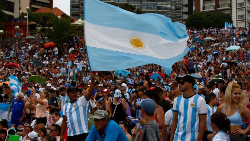 120.000 personas: la hinchada Argentina más grande del país está en Mar del Plata