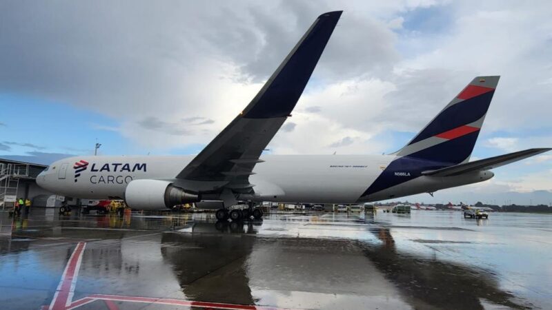 Grupo LATAM recibe su avión de carga número 19 y aumenta en más de un 70% su capacidad carguera respecto a 2019