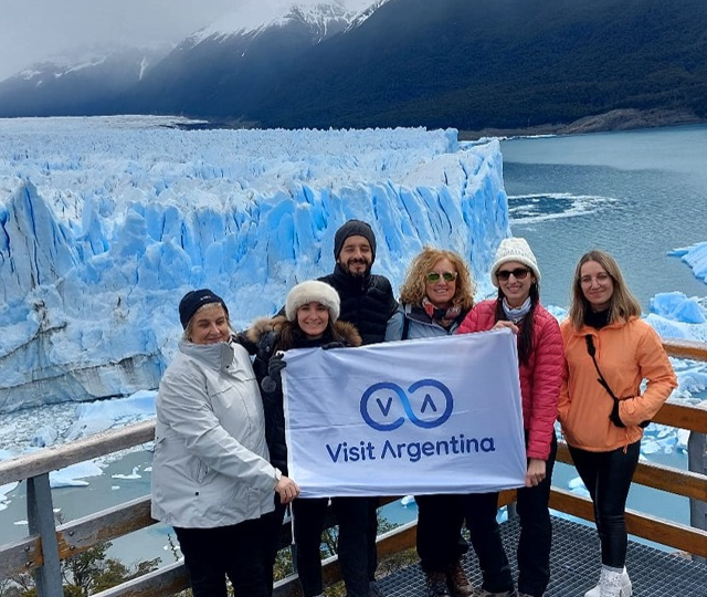 AGENTES DE VIAJES DE ESPAÑA RECORREN BUENOS AIRES Y EL CALAFATE