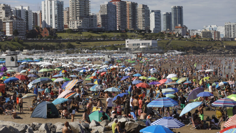 Mar del Plata recibe a más de 300.000 visitantes en la primera semana de enero