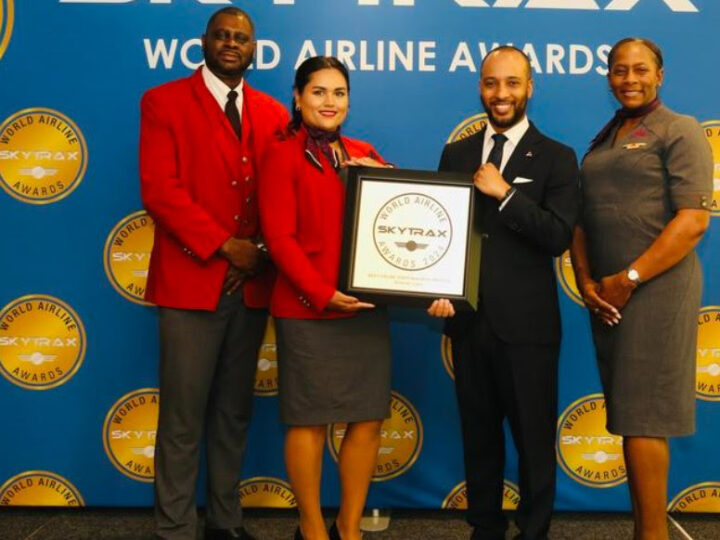 Delta recibe dos premios Skytrax World Airline: Mejor Aerolínea de Norteamérica y Mejor Personal de Aerolínea
