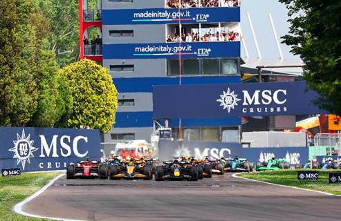 MSC CRUCEROS PRESENTE EN EL GRAN PREMIO DE SÃO PAULO APOYANDO A FRANCO COLAPINTO EN SU CAMINO HACIA LA ÉLITE DEL AUTOMOVILISMO