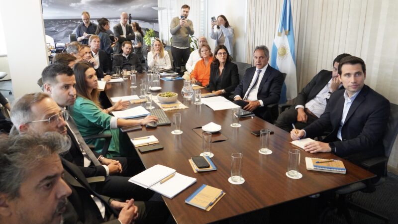 Scioli encabezó la primera reunión del Comité Interministerial de Facilitación Turística