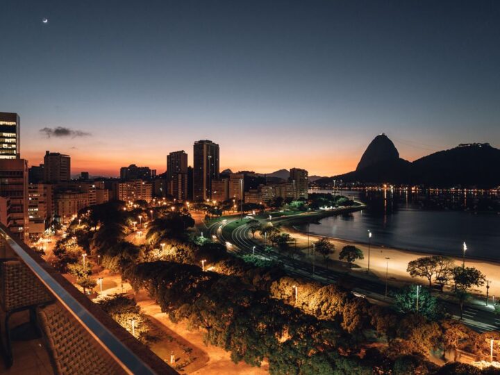 ¿Vacaciones en Río de Janeiro? 10 rooftops con gastronomía y vistas espectaculares