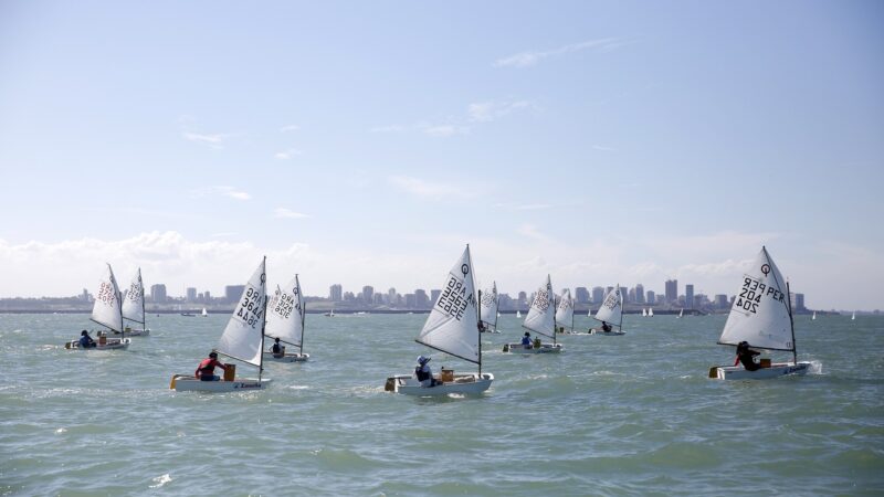 Comienza el Campeonato Mundial de Optimist 2024 en Mar del Plata