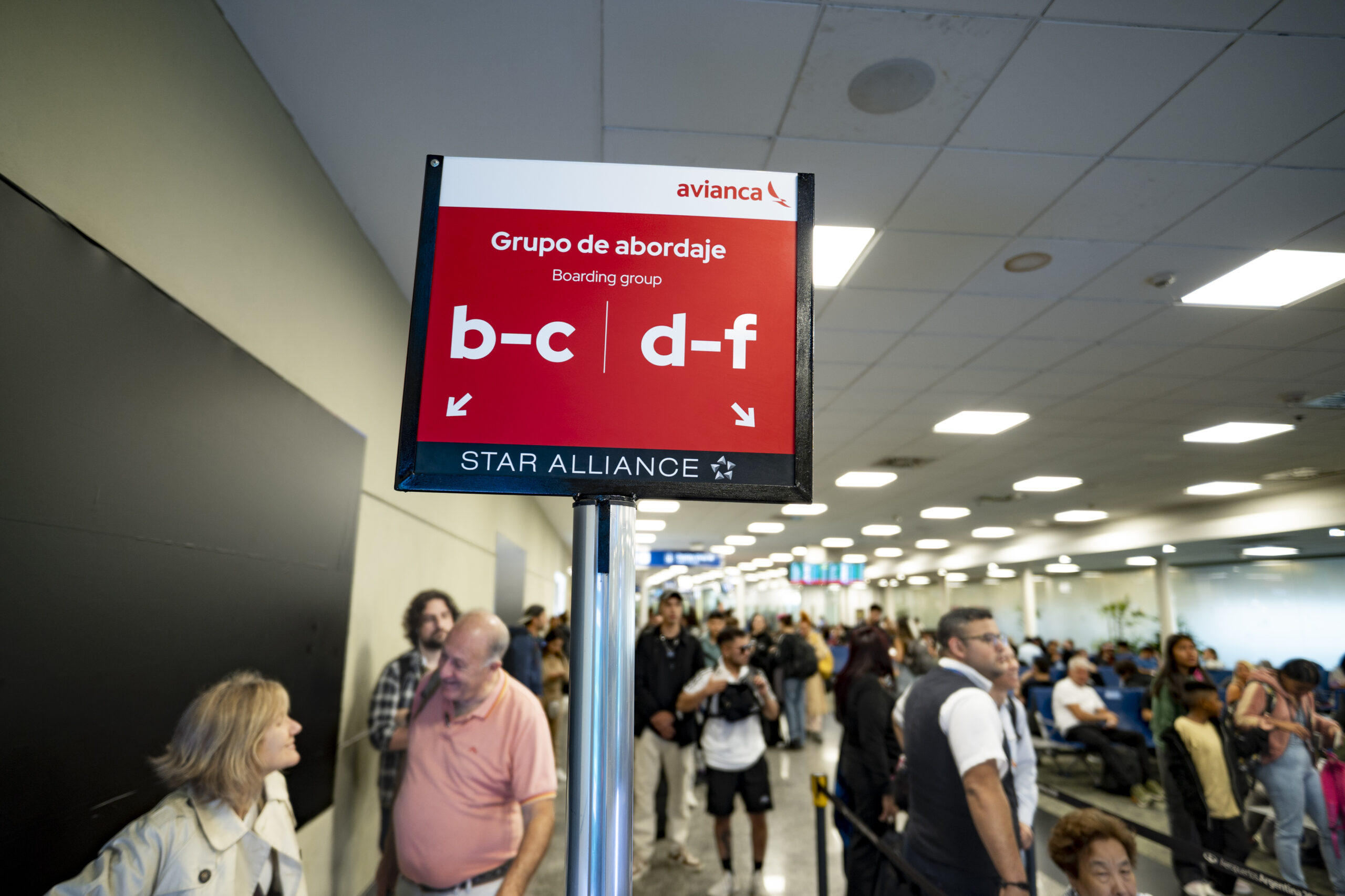 Llega Avianca a Aeroparque