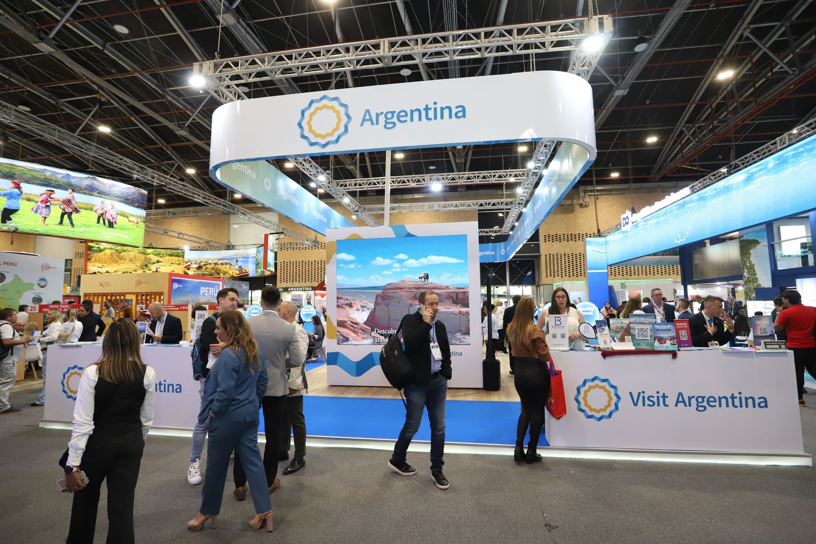 Empresarios argentinos concretaron más de 1.100 reuniones comerciales en feria turística de Colombia