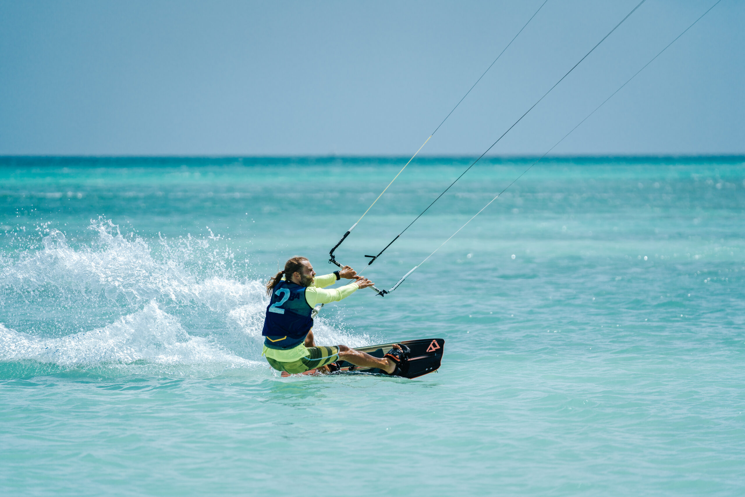 El espectáculo más emocionante en el Caribe: Hi-winds Aruba está de regreso con la edición 36ª de su competencia anual de Kitesurf y Windsurf