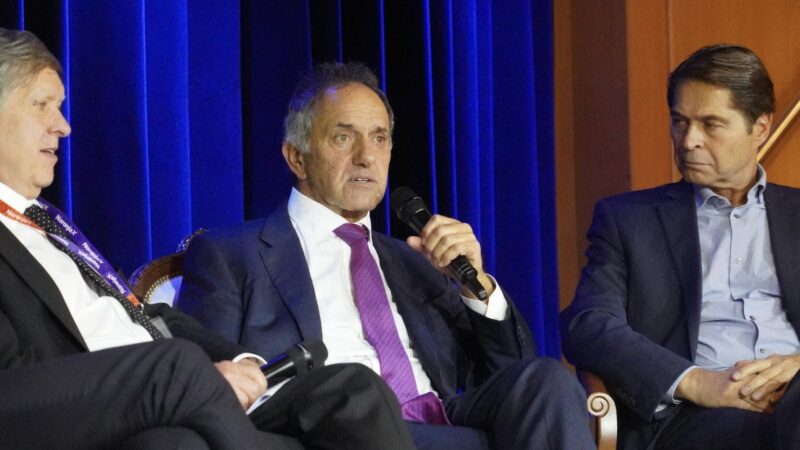 Scioli participó en el primer summit de la industria de parques de diversiones