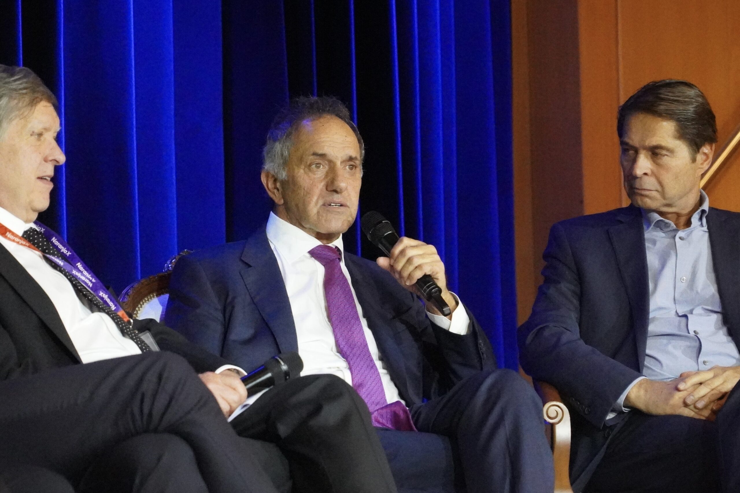 Scioli participó en el primer summit de la industria de parques de diversiones