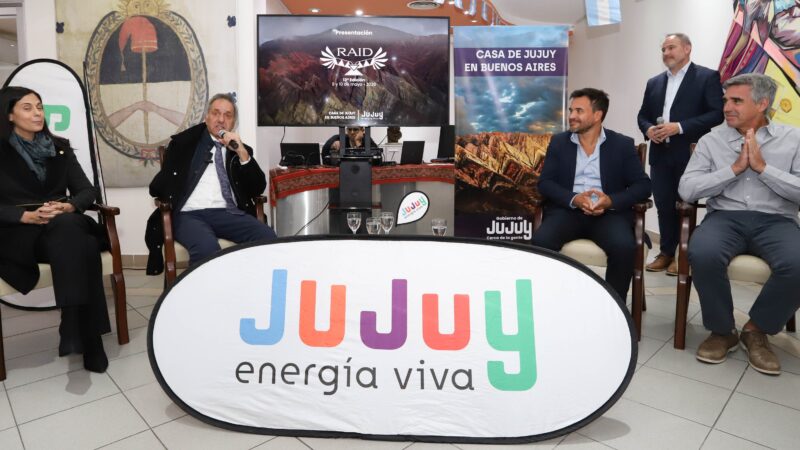 Scioli en la presentación del Raid de los Andes