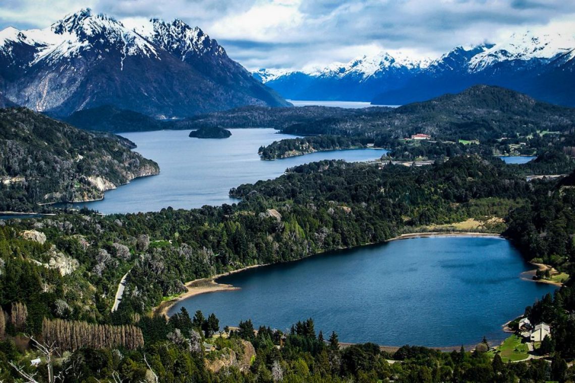 Bariloche fue uno de los cinco destinos globales elegidos por la comunidad viajera de Booking.com para actividades en lagos