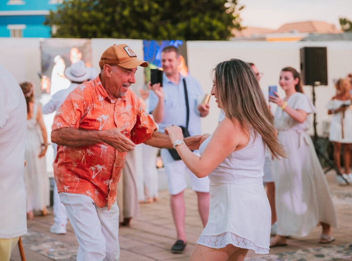 Aruba renovó el amor al atardecer en la séptima edición de “I Do”
