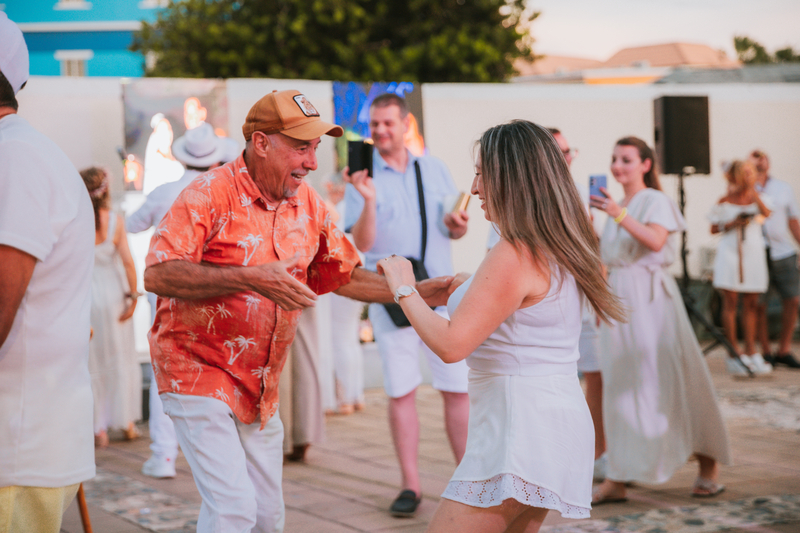 Aruba renovó el amor al atardecer en la séptima edición de “I Do”