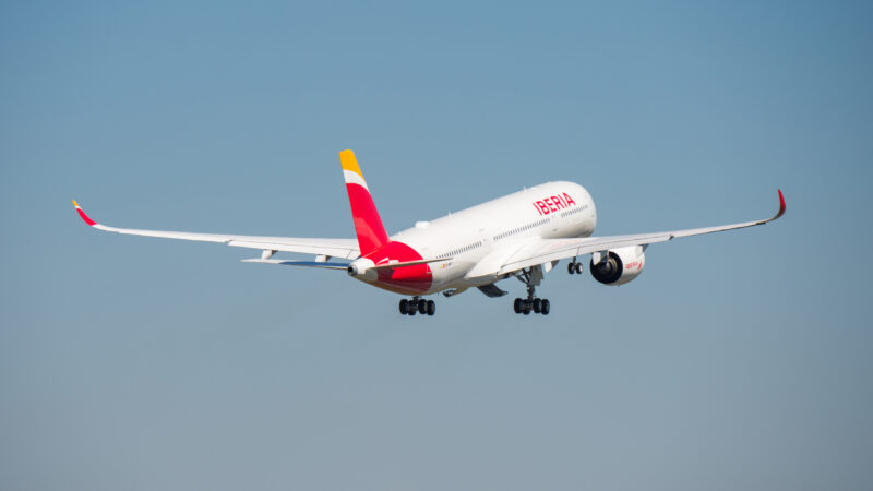 Grupo Iberia cierra el verano con más de 34.000 vuelos operados en una temporada récord de conectividad
