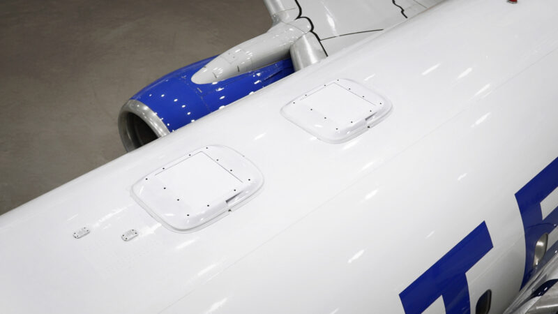 United Airlines recibe la certificación de la FAA para su primer avión de línea principal equipado con Starlink