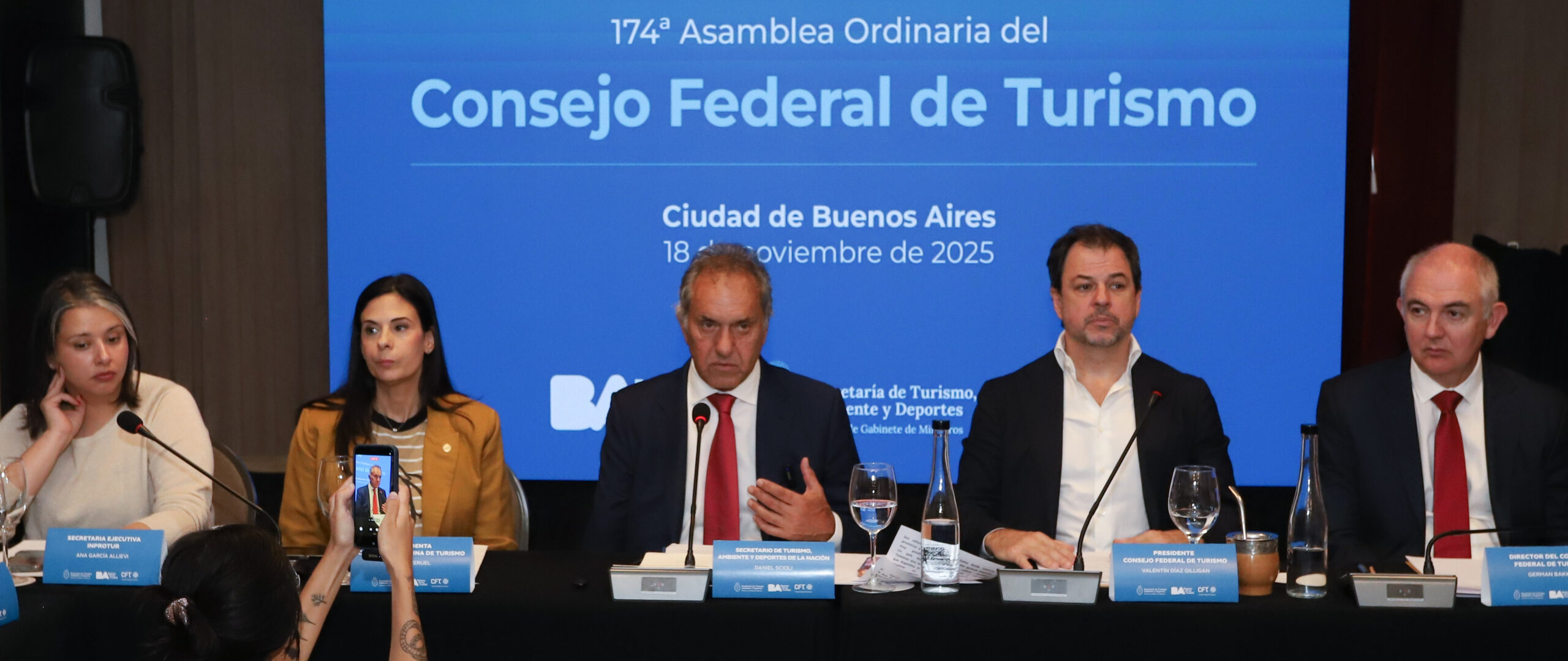 Scioli: “Argentina busca ser líder regional en destinos turísticos inteligentes”