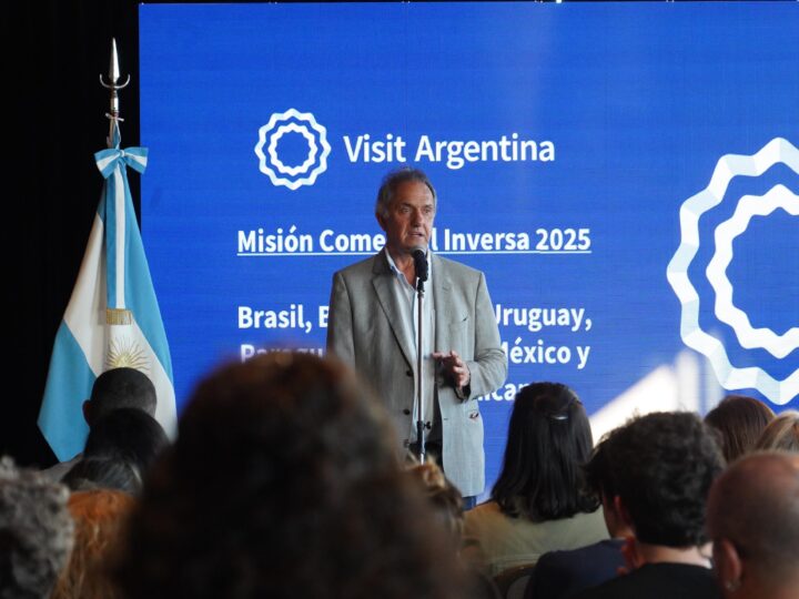 Scioli aseguró que aumentar el turismo receptivo es “nuestro mayor desafío