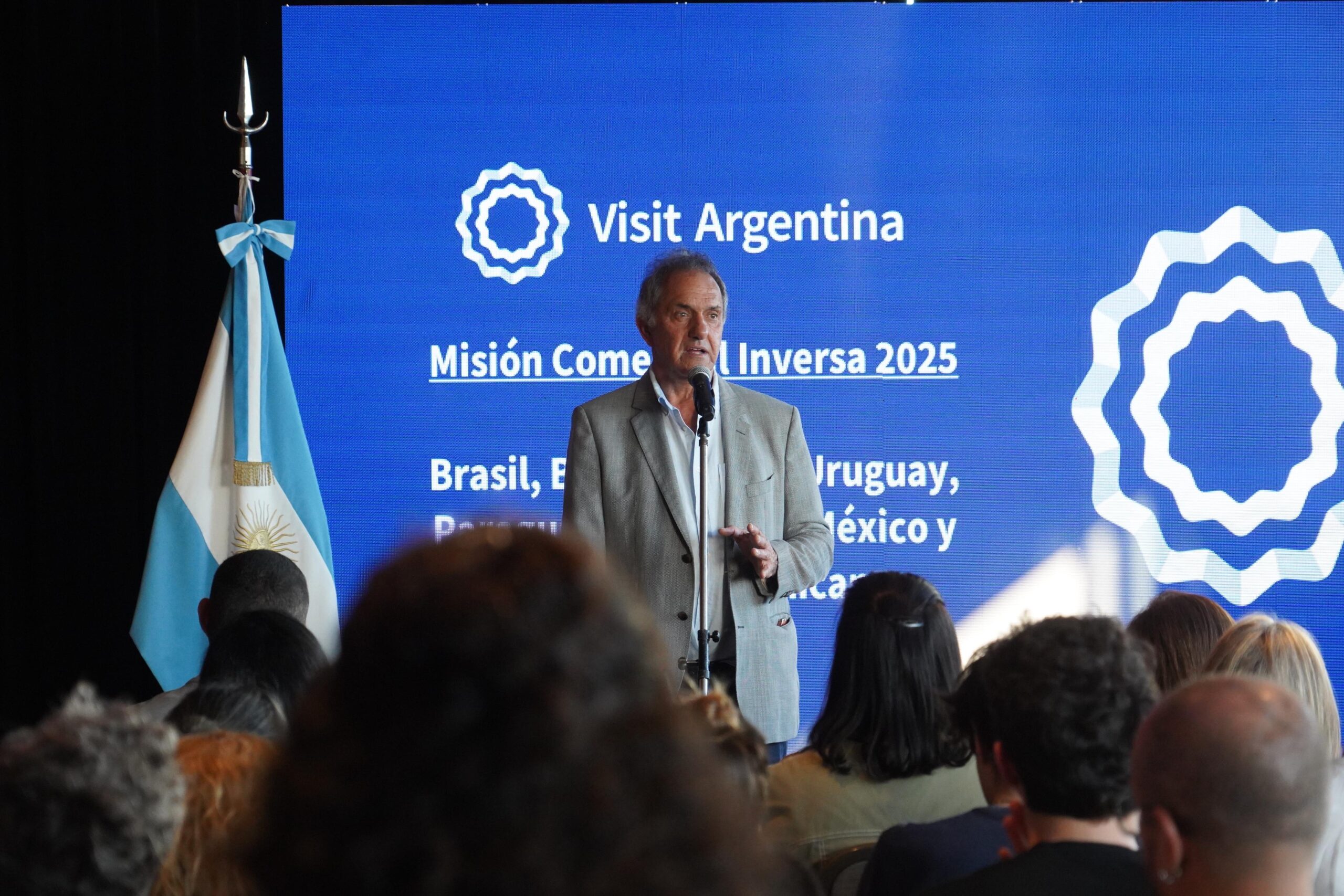 Scioli aseguró que aumentar el turismo receptivo es “nuestro mayor desafío