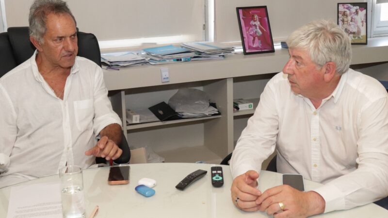 Scioli recibió al intendente de Bariloche, Walter Cortés