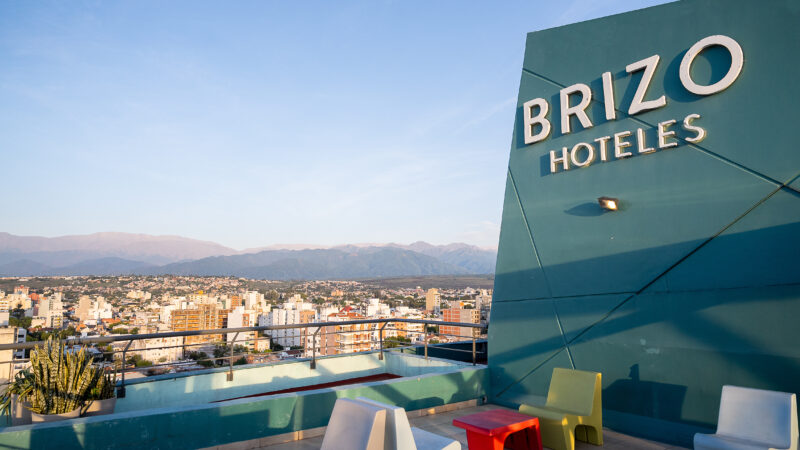 El hotel Brizo Salta presenta una propuesta de Anti San Valentín y una cena para celebrar el Día de los Enamorados en las alturas