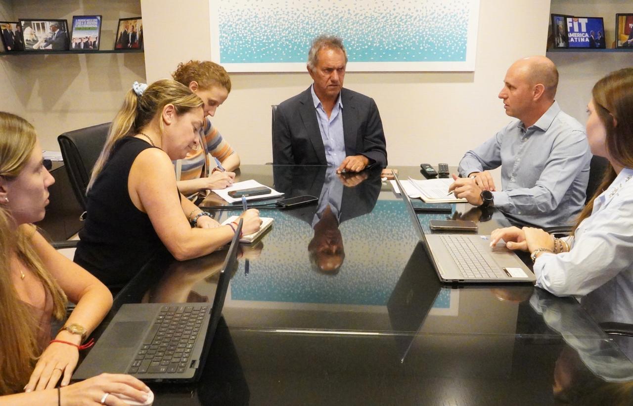 Temporada de verano: gran movimiento turístico y de consumo en todo el país