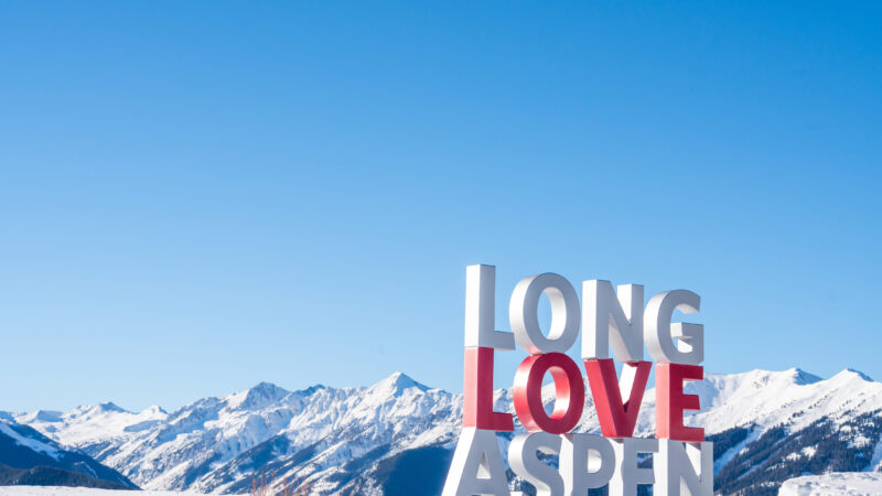 San Valentín en Aspen Snowmass: cuatro maneras de celebrar con experiencias románticas en la nieve 