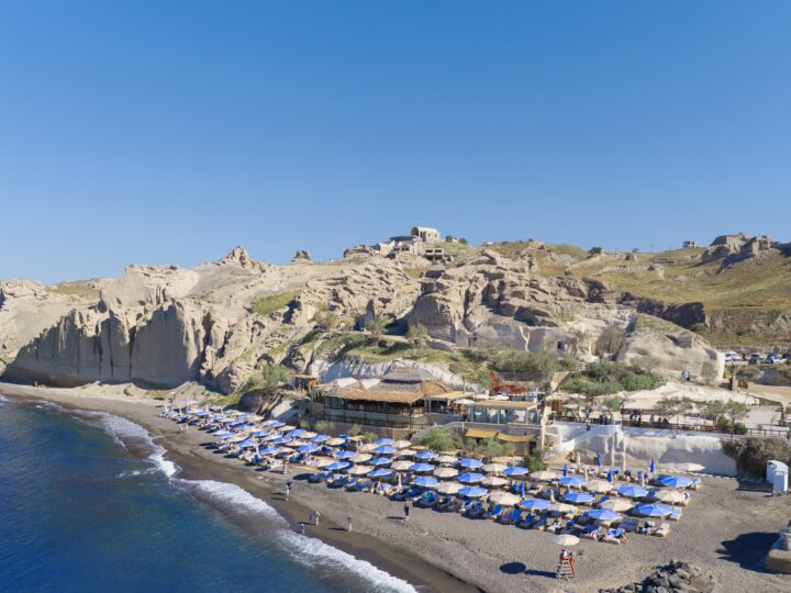 Royal Caribbean inaugura Royal Beach Club Santorini