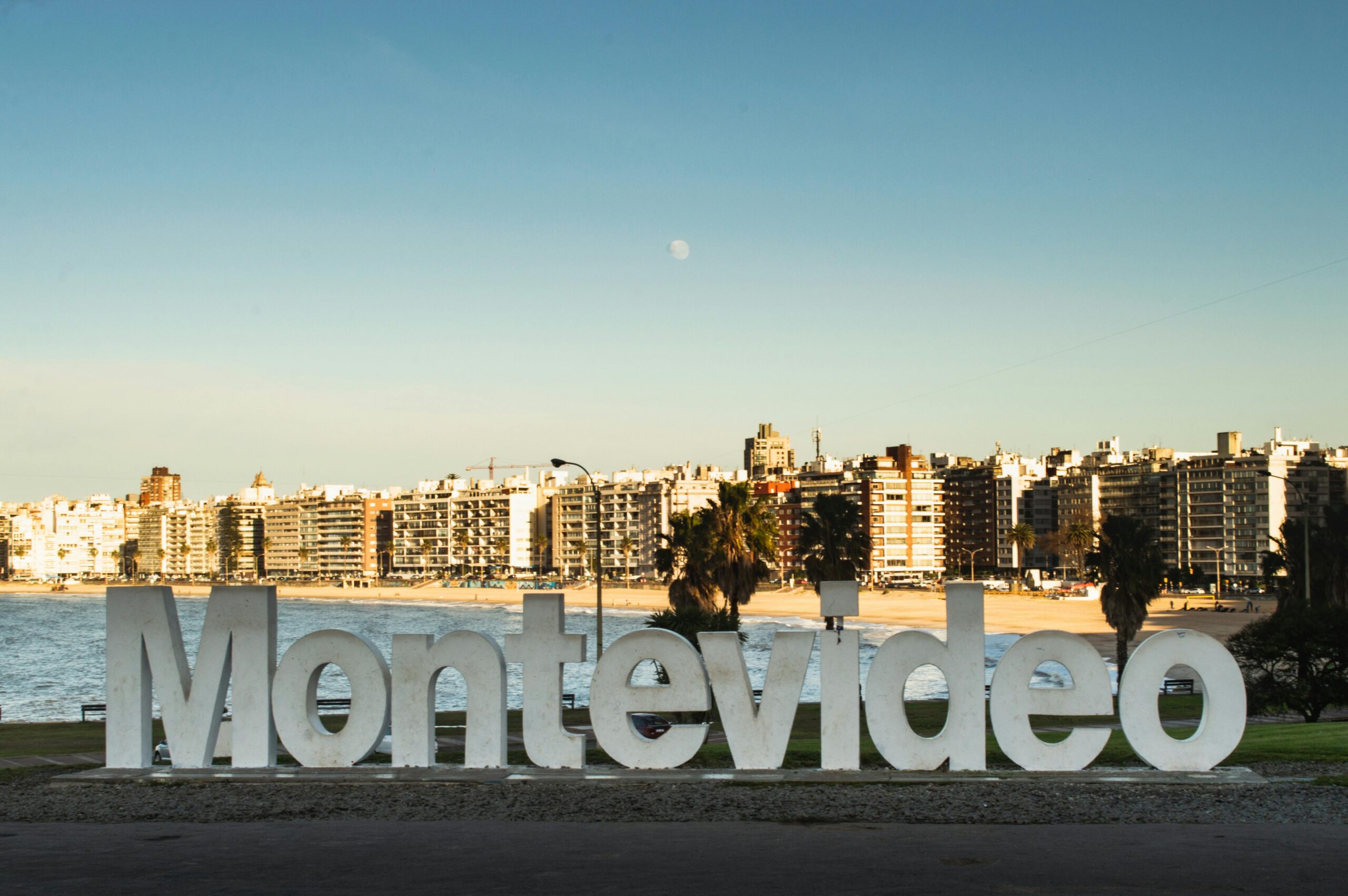 Montevideo en 48 horas: una escapada cercana para descubrir cultura, gastronomía, compras y experiencias urbanas