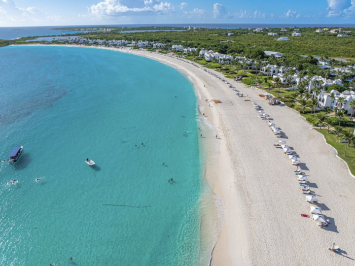 De posadas íntimas a resorts de lujo: Anguilla tiene alojamientos para todo tipo de viajero