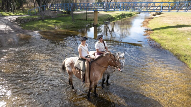 Turismo Nación inició una gira por los pueblos de Argentina que compiten este año para ser los mejores del mundo