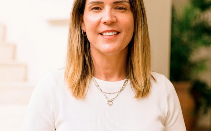W PUNTA DE MITA ANUNCIA EL NOMBRAMIENTO DE ANNA HILL COMO GERENTE GENERAL