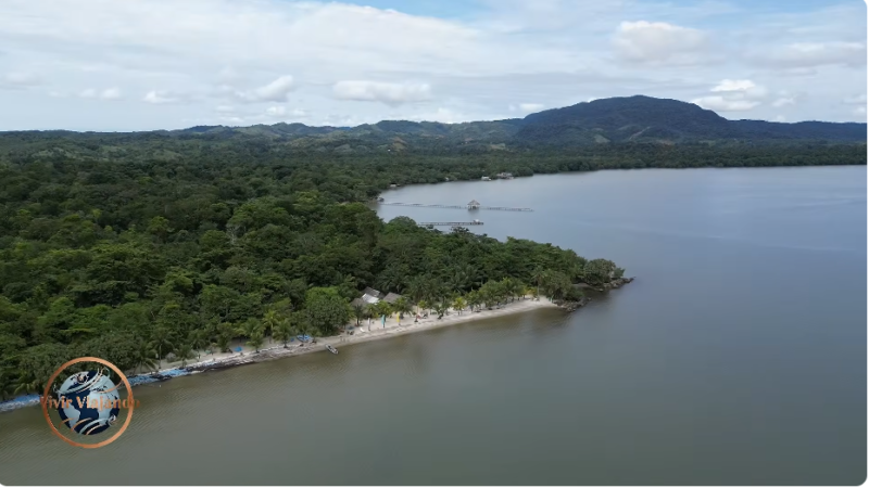 Guatemala, Playa Blanca y Livingston